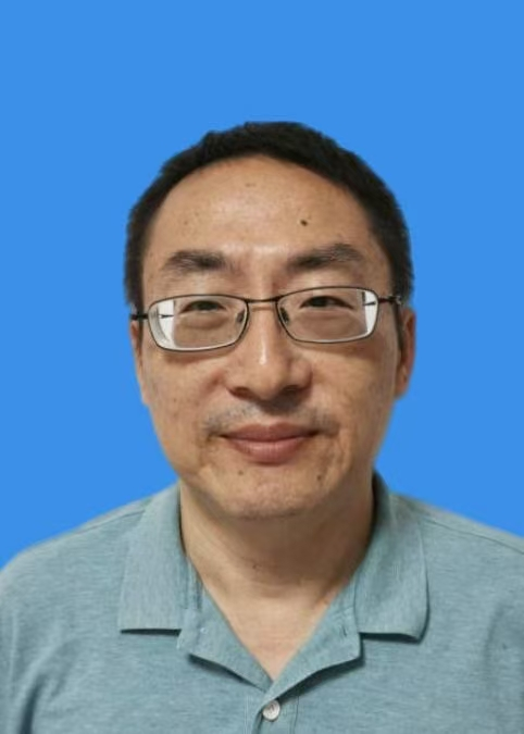 张宏.png