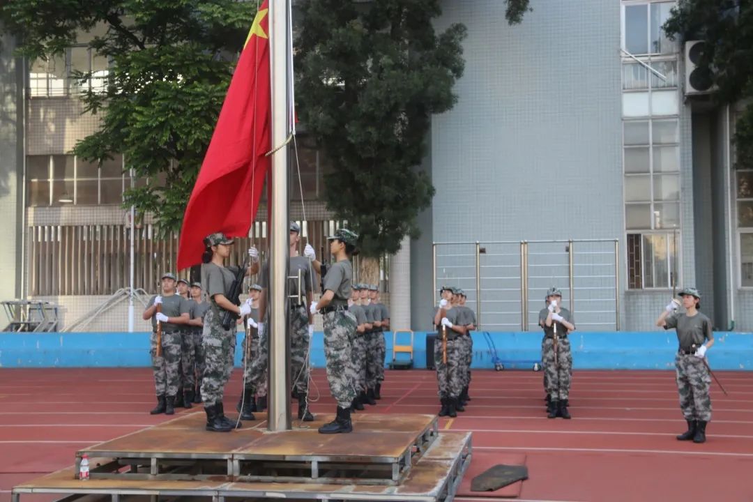 筑牢安全防线，弘扬青年担当 |...